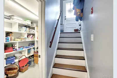 385 Kings Highway, Valley Cottage, NY 10989 - Photo 30