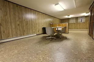 58-18 84th Pl, Middle Village, NY 11379 - Photo 14