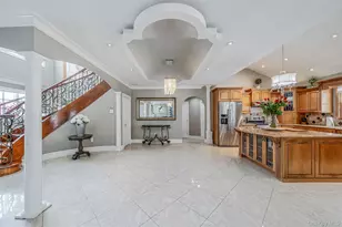 26 Grace Ln, Levittown, NY 11756 - Photo 12
