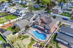 26 Grace Ln, Levittown, NY 11756 - Photo 8