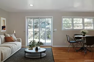 4 Manor Pl, White Plains, NY 10605 - Photo 10