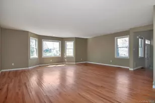 4 Manor Pl, White Plains, NY 10605 - Photo 14