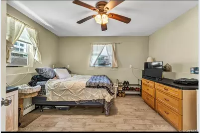 50 E Beach  Promenade, Lindenhurst, NY 11757 - Photo 2