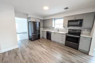 41 Lama Dr, Shirley, NY 11967 - Photo 4