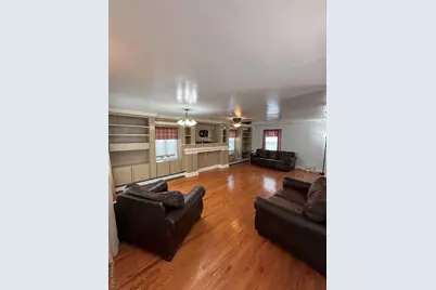 12 Green Lane, Levittown, NY 11756 - Photo 4