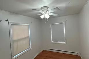 12 Green Ln, Levittown, NY 11756 - Photo 10