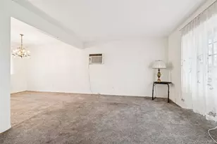 40 Bowling Ln, Deer Park, NY 11729 - Photo 6