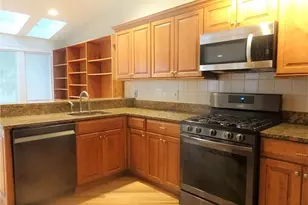 218 Carroll Ave, Mamaroneck, NY 10543 - Photo 10