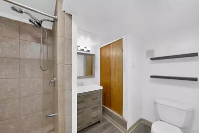 13211 107th Avenue, Ozone Park, NY 11419 - Photo 12