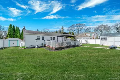 15 Lido Boulevard, Lake Grove, NY 11755 - Photo 18