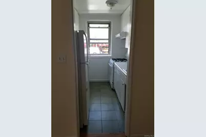 20506 35th Avenue #331, Bayside, NY 11361 - Photo 2