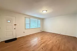 18 Bedford Ave, Monticello, NY 12701 - Photo 2