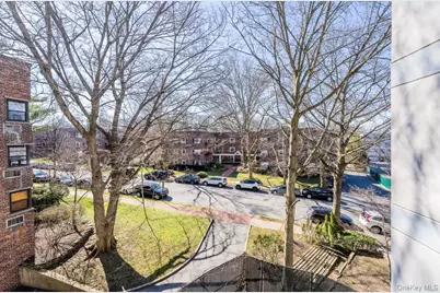 100 Great Neck Road #4D, Great Neck, NY 11021 - Photo 26