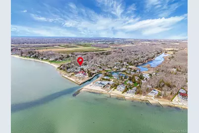 405 S Oakwood Drive, Laurel, NY 11948 - Photo 30