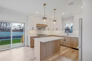 405 S Oakwood Dr, Laurel, NY 11948 - Photo 6