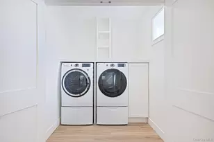 405 S Oakwood Dr, Laurel, NY 11948 - Photo 22