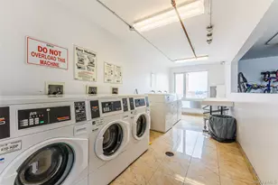 136-21 Latimer Pl, Flushing, NY 11354 - Photo 10