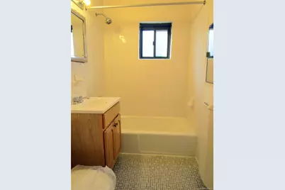 680 N Terrace Avenue #2D, Mount Vernon, NY 10552 - Photo 12