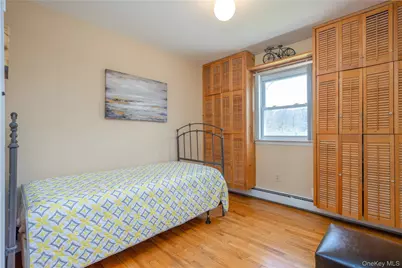 196 E Townline Road, West Nyack, NY 10994 - Photo 18