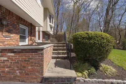 196 E Townline Road, West Nyack, NY 10994 - Photo 4