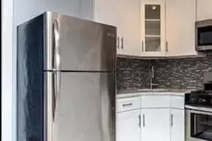 712 E 211th St, Bronx, NY 10467 - Photo 26