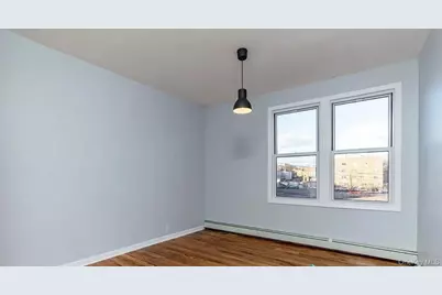 712 E 211th Street, Bronx, NY 10467 - Photo 10