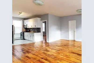 712 E 211th Street, Bronx, NY 10467 - Photo 18