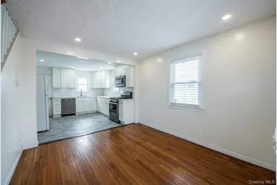 160 E Fulton Avenue, Roosevelt, NY 11575 - Photo 6