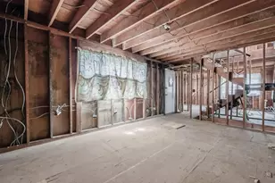 252-15 Horace Harding Expy, Little Neck, NY 11362 - Photo 4