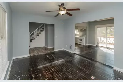 206 W Main Street, Middletown, NY 10940 - Photo 8