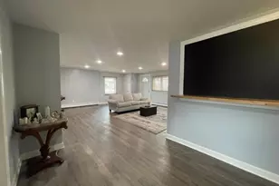 29 Juanita Ave, Huntington, NY 11743 - Photo 8