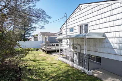 42 Netto Lane, Plainview, NY 11803 - Photo 22