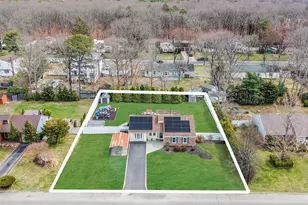 19 Goodwin Ln, Coram, NY 11727 - Photo 30