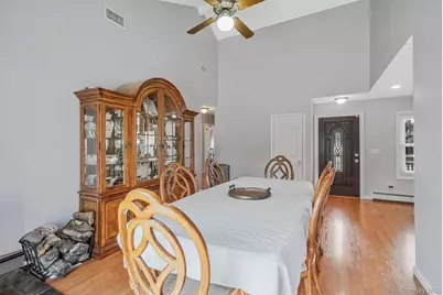 19 Goodwin Lane, Coram, NY 11727 - Photo 6