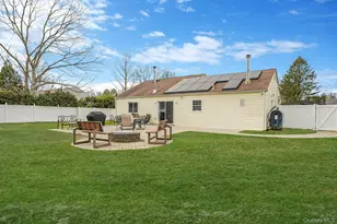 19 Goodwin Ln, Coram, NY 11727 - Photo 26