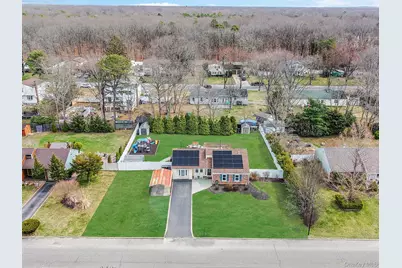 19 Goodwin Lane, Coram, NY 11727 - Photo 32