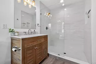 270 Edgewood Ave, Oakdale, NY 11769 - Photo 26