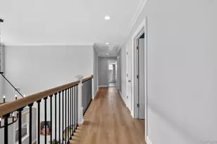 270 Edgewood Ave, Oakdale, NY 11769 - Photo 20