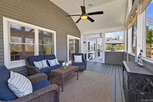 270 Edgewood Ave, Oakdale, NY 11769 - Photo 6