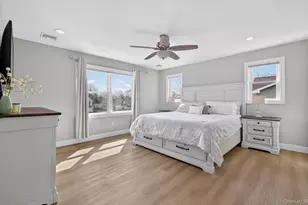 270 Edgewood Ave, Oakdale, NY 11769 - Photo 24