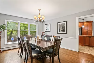 7 East Gate Lane, Setauket, NY 11733 - Photo 6