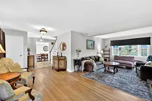 18 Taylor Rd, Elmsford, NY 10523 - Photo 6