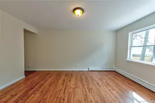 44 Westminster Dr, Shirley, NY 11967 - Photo 10