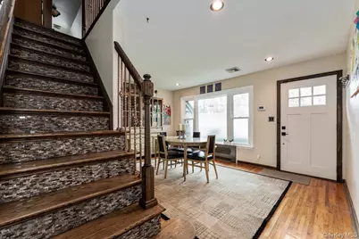 33 W Lakeland Street, Bay Shore, NY 11706 - Photo 12