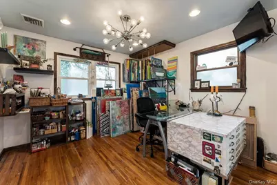 33 W Lakeland Street, Bay Shore, NY 11706 - Photo 8