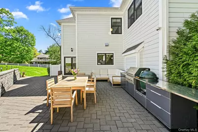 407 Wilmot Road, New Rochelle, NY 10804 - Photo 42