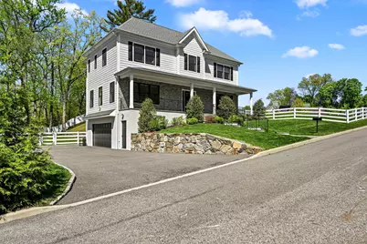 407 Wilmot Road, New Rochelle, NY 10804 - Photo 44
