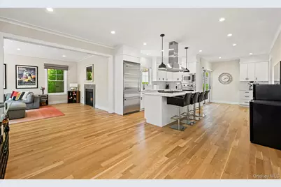 407 Wilmot Road, New Rochelle, NY 10804 - Photo 10