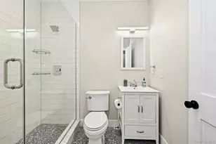 407 Wilmot Rd, New Rochelle, NY 10804 - Photo 20