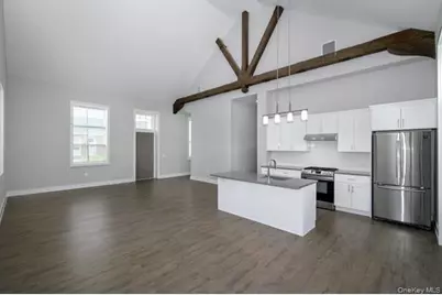 75 Circle Drive #87-101, Central Islip, NY 11722 - Photo 4